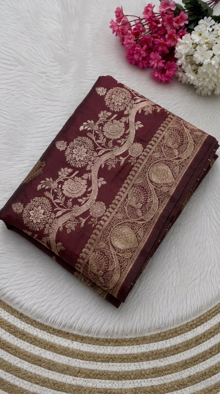 Classic Banarasi Silk Saree With Matching Blouse Piece (Unstitched)
