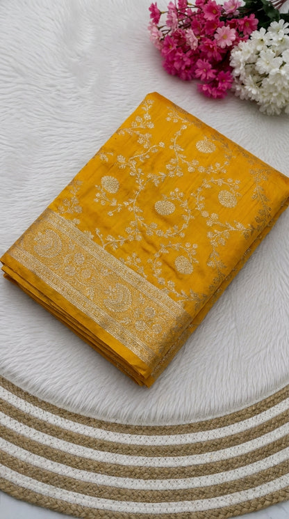 Classic Banarasi Silk Saree With Matching Blouse Piece (Unstitched)